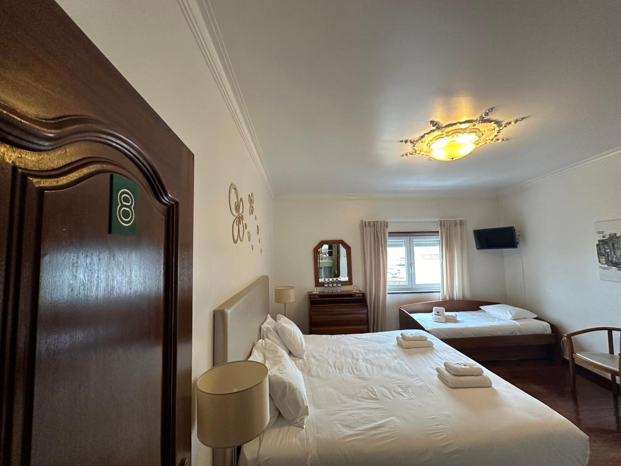 Residencia Maciel Peniche Zewnętrze zdjęcie
