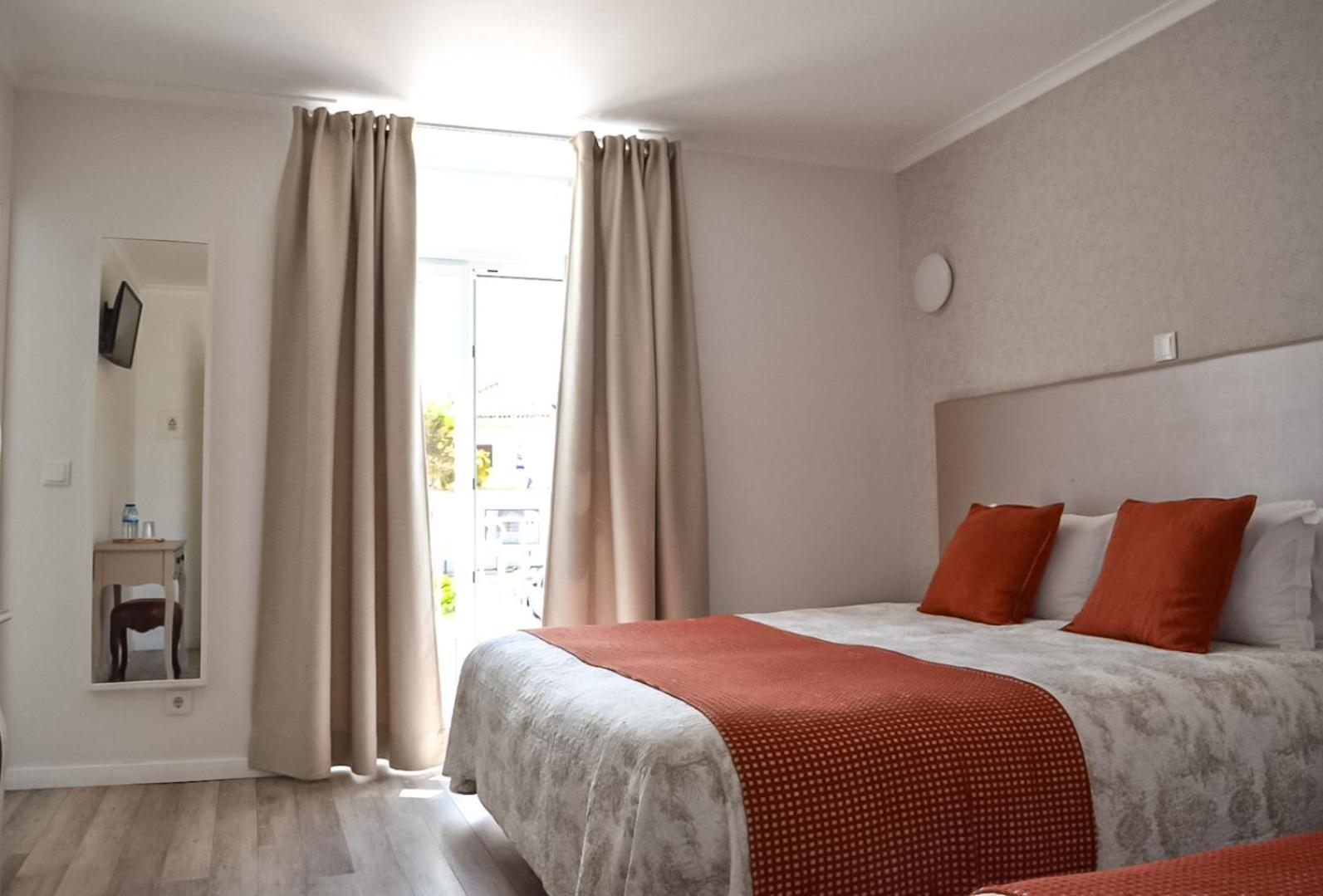 Residencia Maciel Peniche Zewnętrze zdjęcie